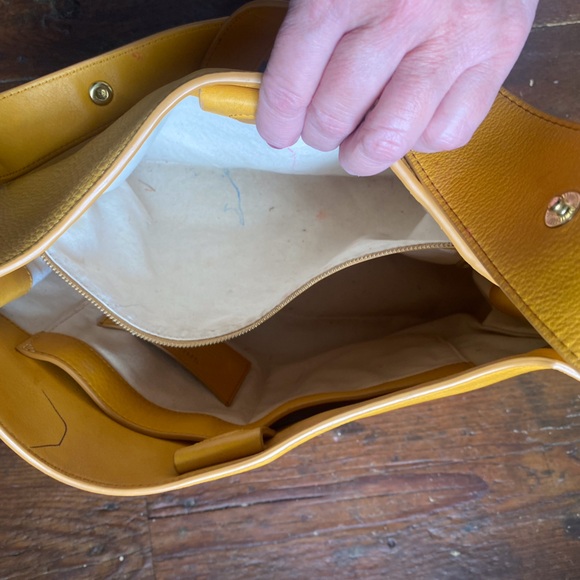 SHINOLA Yellow Pebbled Leather Tote Bag - Picture 10 of 16